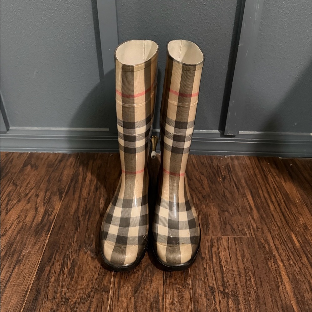 Burberry Plaid Rain Boots